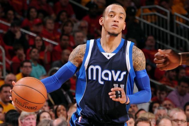 赛后接受采 赛后接受采