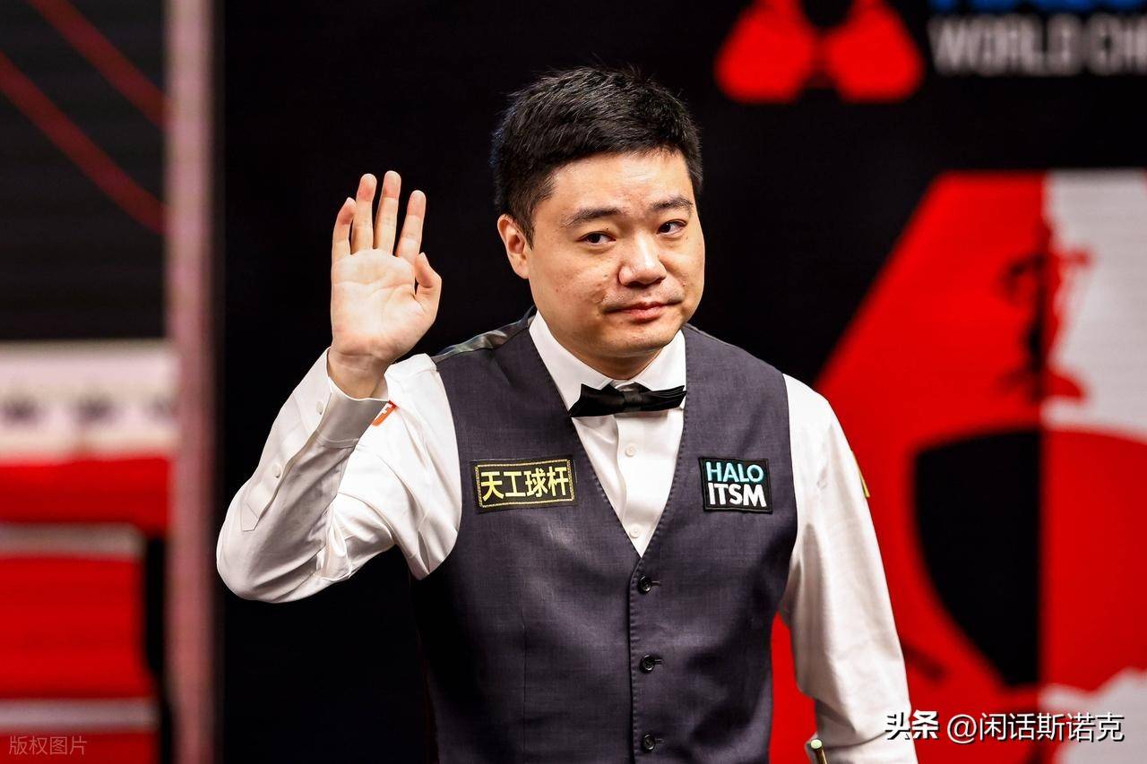 利用假背闪 利用假背闪