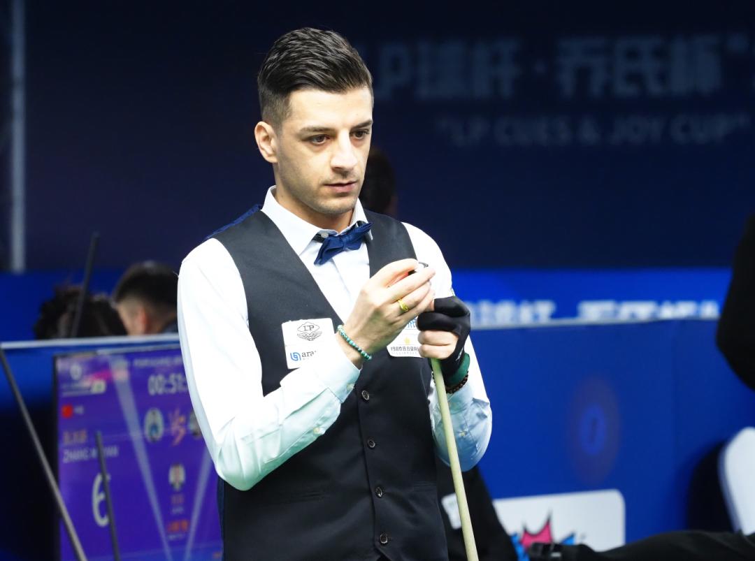 围绕马刺 围绕马刺