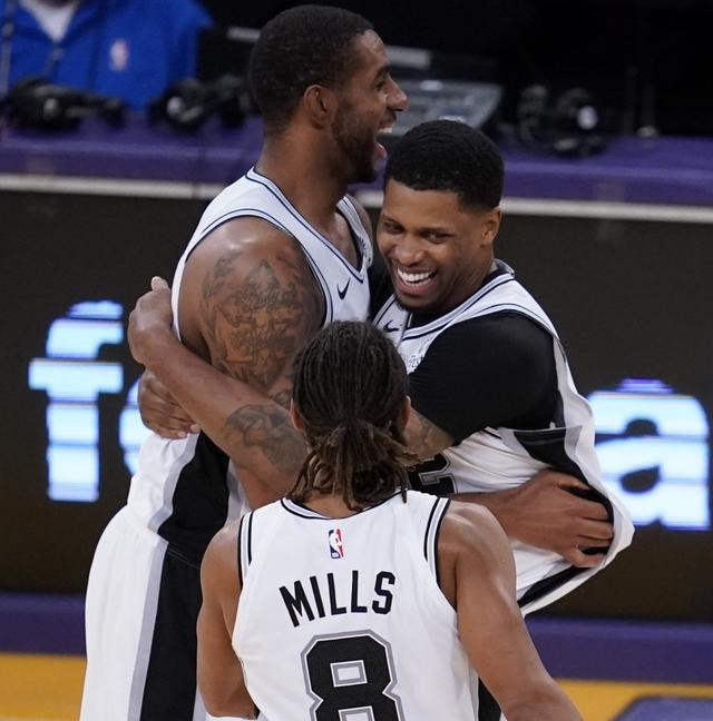 方的多连锁 方的多连锁